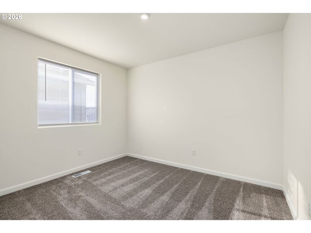 3974 Sw KNAPP Dr, Gresham, OR 97080