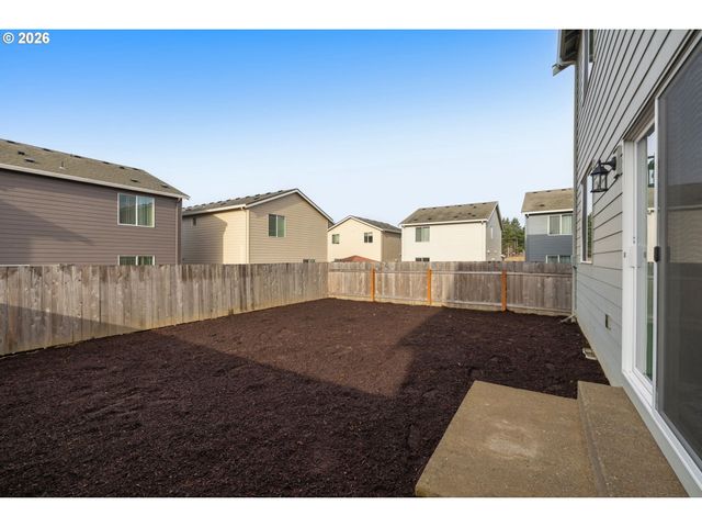 3974 Sw KNAPP Dr, Gresham, OR 97080