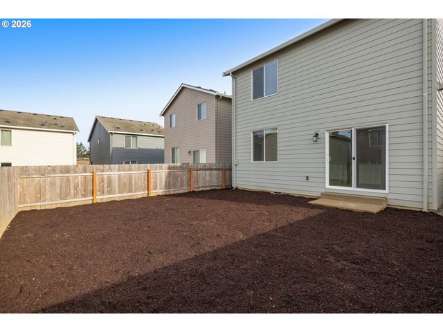 3974 Sw KNAPP Dr, Gresham, OR 97080