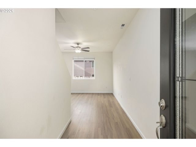 3974 Sw KNAPP Dr, Gresham, OR 97080