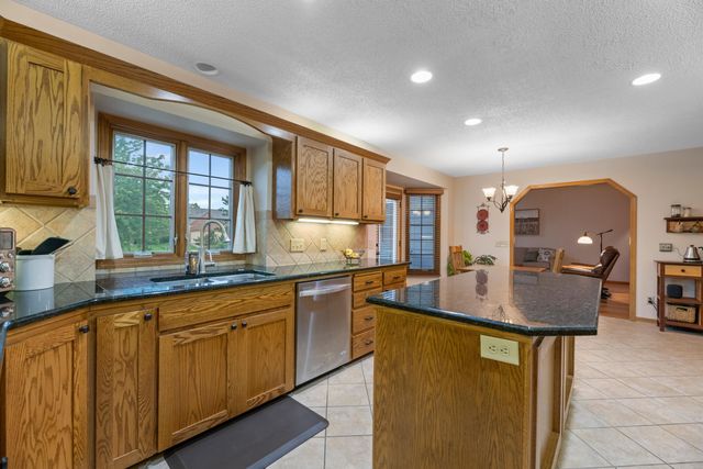 1250 N Pine Grove Ct, Wichita, KS 67212