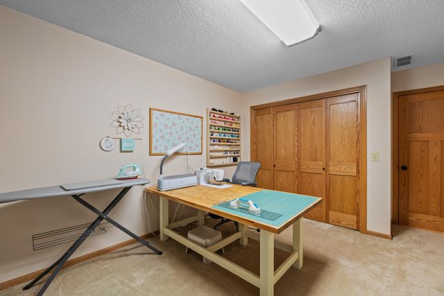 1250 N Pine Grove Ct, Wichita, KS 67212