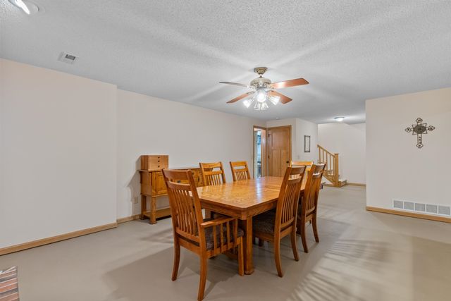 1250 N Pine Grove Ct, Wichita, KS 67212