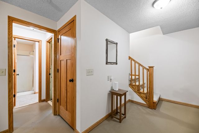 1250 N Pine Grove Ct, Wichita, KS 67212