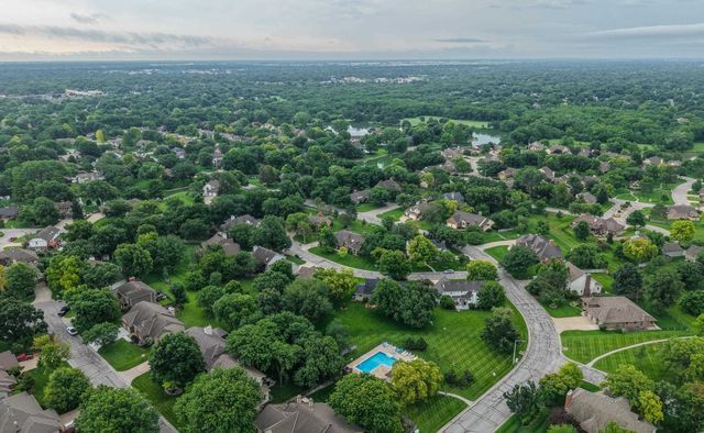 1250 N Pine Grove Ct, Wichita, KS 67212