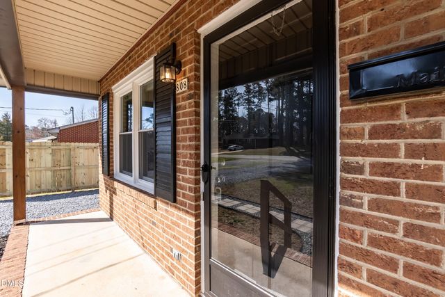 808 W Rose Street, Sanford, NC 27330