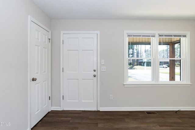 808 W Rose Street, Sanford, NC 27330