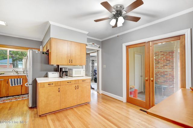 1000 Westminster Lane, Kinston, NC 28501