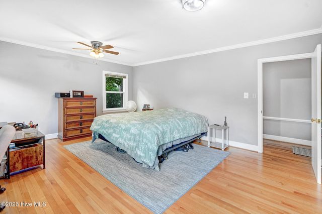 1000 Westminster Lane, Kinston, NC 28501