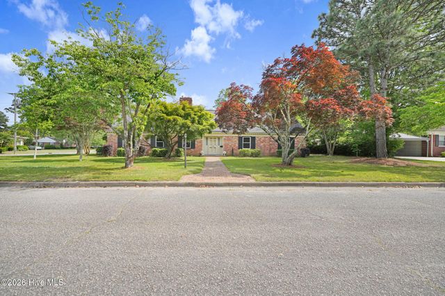 1000 Westminster Lane, Kinston, NC 28501