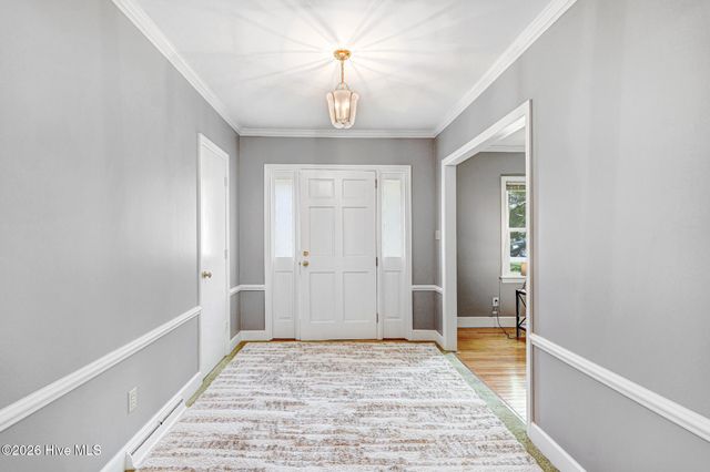1000 Westminster Lane, Kinston, NC 28501