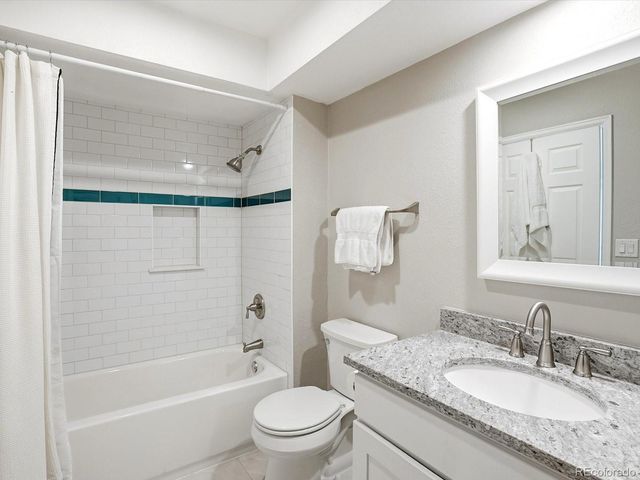 4675 S Yosemite Street 215, Denver, CO 80237