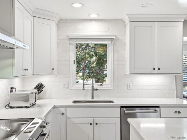 4675 S Yosemite Street 215, Denver, CO 80237