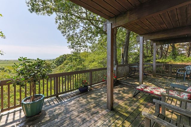 25 Resolution Rd, Truro, MA 02666