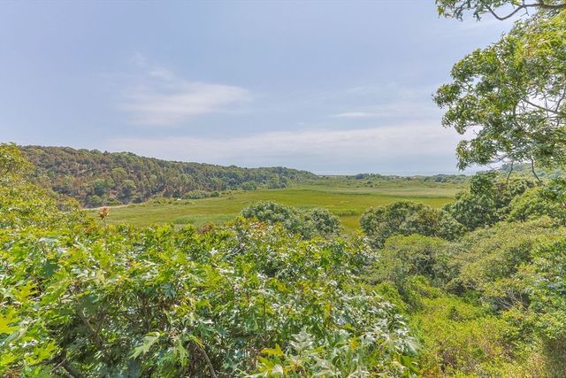 25 Resolution Rd, Truro, MA 02666