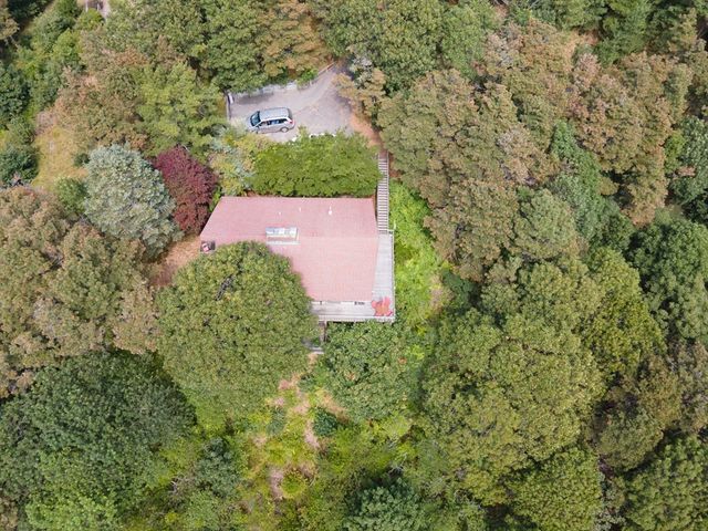 25 Resolution Rd, Truro, MA 02666