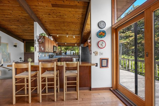 25 Resolution Rd, Truro, MA 02666