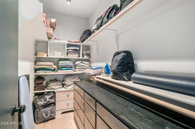 826 N 11TH Avenue, Phoenix, AZ 85007