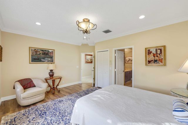 7633 La Corniche Circle, Boca Raton, FL 33433