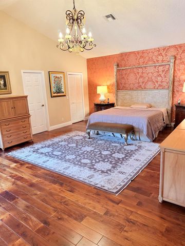 7633 La Corniche Circle, Boca Raton, FL 33433