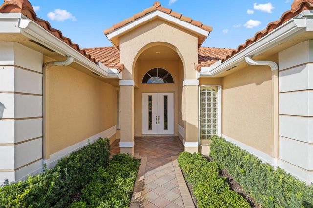 7633 La Corniche Circle, Boca Raton, FL 33433