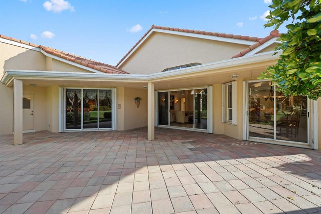 7633 La Corniche Circle, Boca Raton, FL 33433