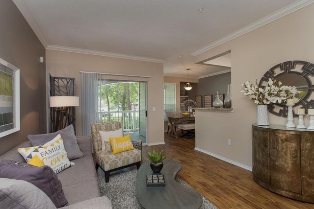 10440 Deerwood 15-1526, Houston, TX 77042