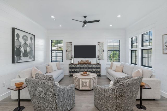 74 Pompano Street, Destin, FL 32541