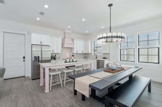 74 Pompano Street, Destin, FL 32541