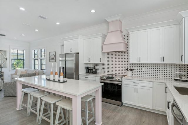 74 Pompano Street, Destin, FL 32541