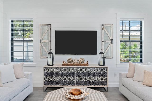 74 Pompano Street, Destin, FL 32541