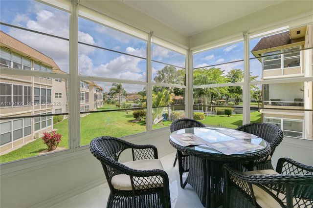 4701 NW 34th Street 502, Lauderdale Lakes, FL 33319