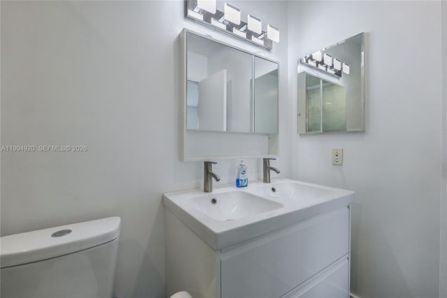 4701 NW 34th Street 502, Lauderdale Lakes, FL 33319