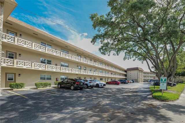 4701 NW 34th Street 502, Lauderdale Lakes, FL 33319