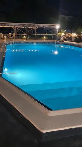 4701 NW 34th Street 502, Lauderdale Lakes, FL 33319
