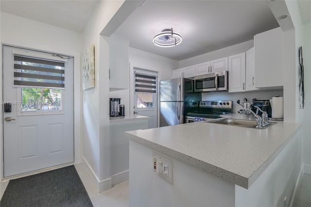 4701 NW 34th Street 502, Lauderdale Lakes, FL 33319