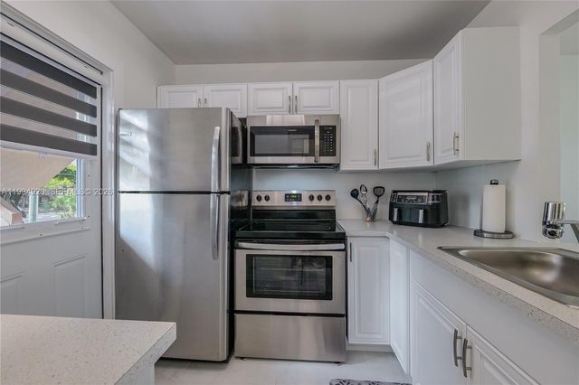 4701 NW 34th Street 502, Lauderdale Lakes, FL 33319