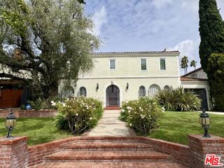 414 N Las Palmas Avenue, Los Angeles, CA 90004