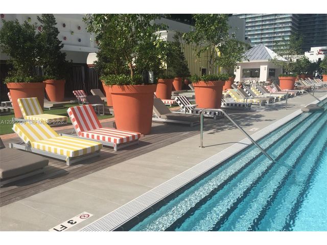 1300 S Miami 2709 2709, Miami, FL 33130
