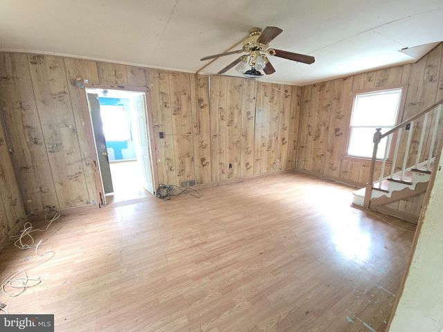 4110 FAIRFAX ST, Hyattsville, MD 20784