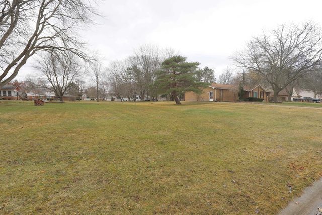 Cimarron Trail, Flint, MI 48532