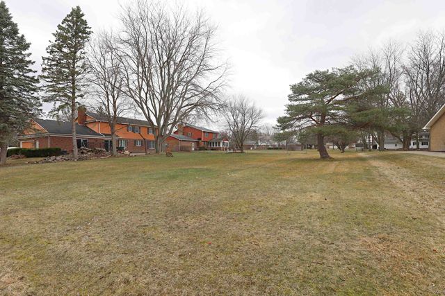 Cimarron Trail, Flint, MI 48532