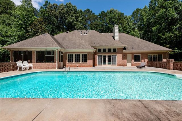 3010 Kari Brook Lane, Monroe, GA 30655