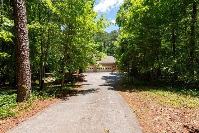 3010 Kari Brook Lane, Monroe, GA 30655