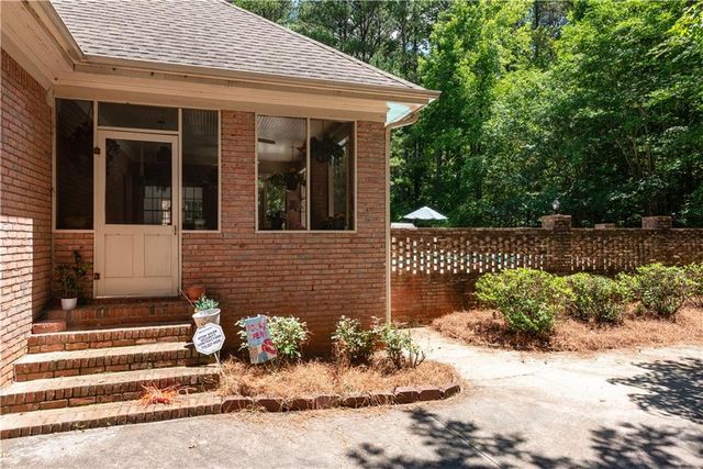 3010 Kari Brook Lane, Monroe, GA 30655