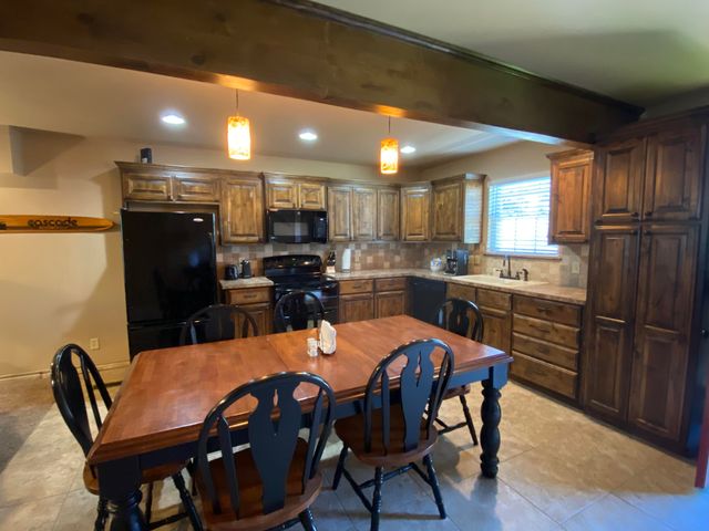 135 Private Road 96 11, Eucha, OK 74342