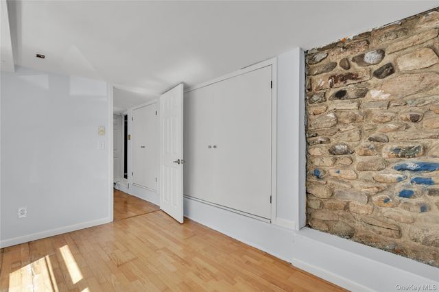 1523 Kimble Avenue, Mohegan Lake, NY 10547