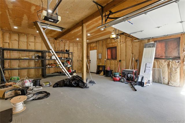 1523 Kimble Avenue, Mohegan Lake, NY 10547