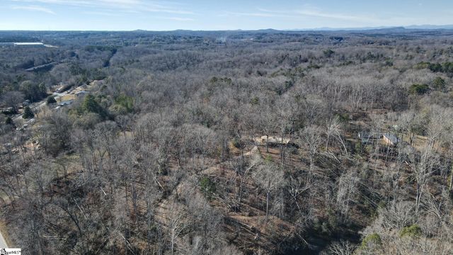 609 N Fish Trap Road, Easley, SC 29640