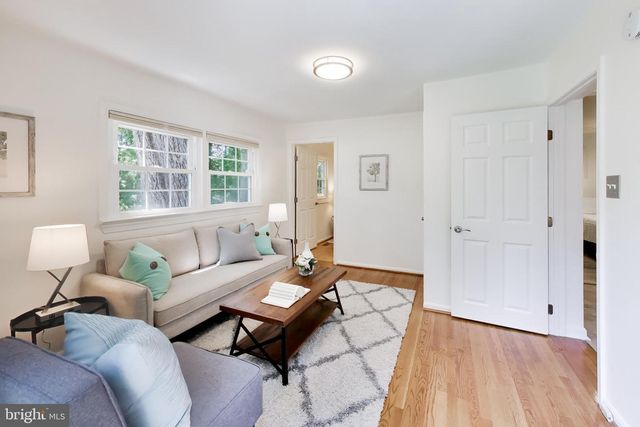 302 MANNAKEE ST, Rockville, MD 20850